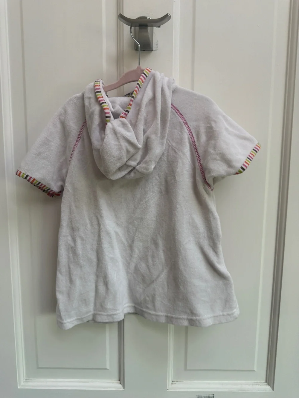 Swim’n Pretty 4T Girls White Hooded Zip Swim Coverup with Pink Floral Appliqué